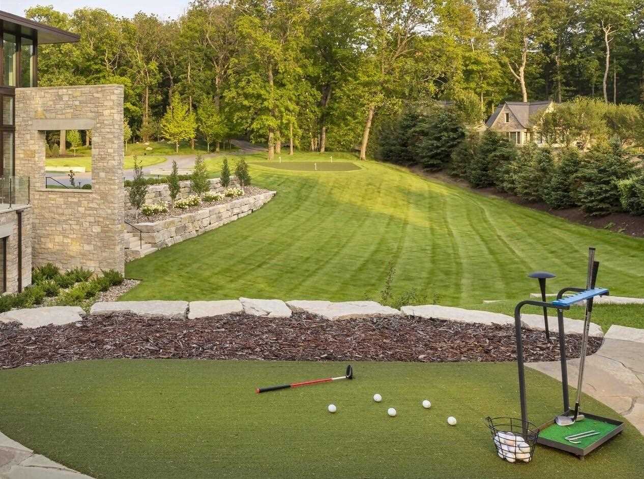 Best backyard golf setup