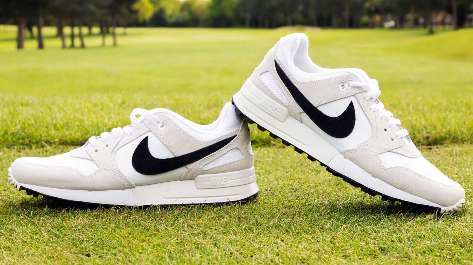 Best casual golf shoes