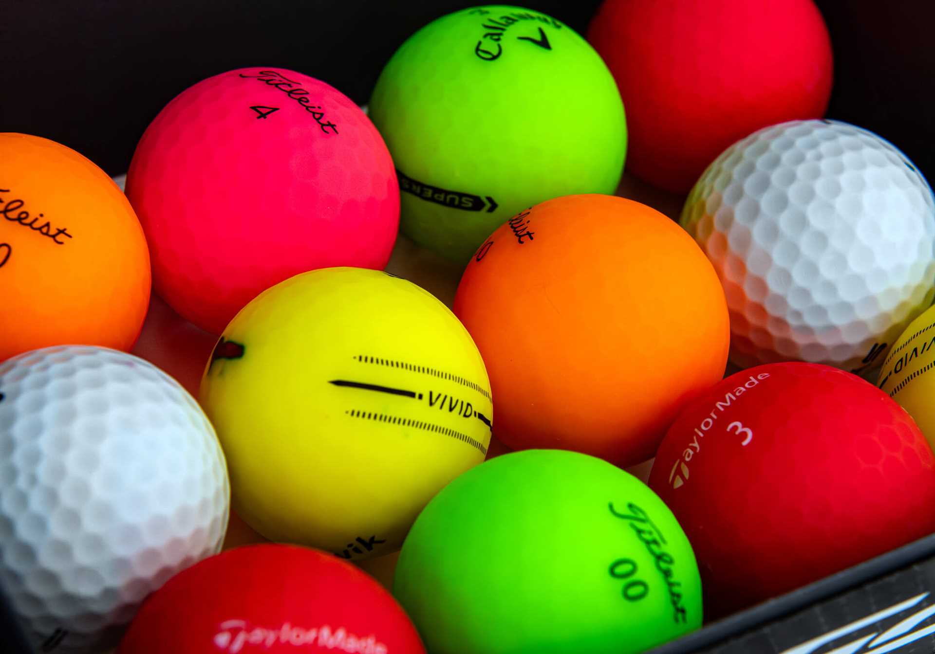 Best color golf balls for fall