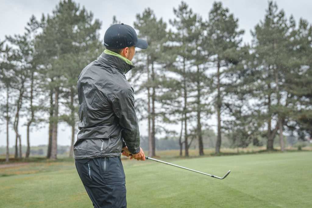 Best golf clothes for cold weather