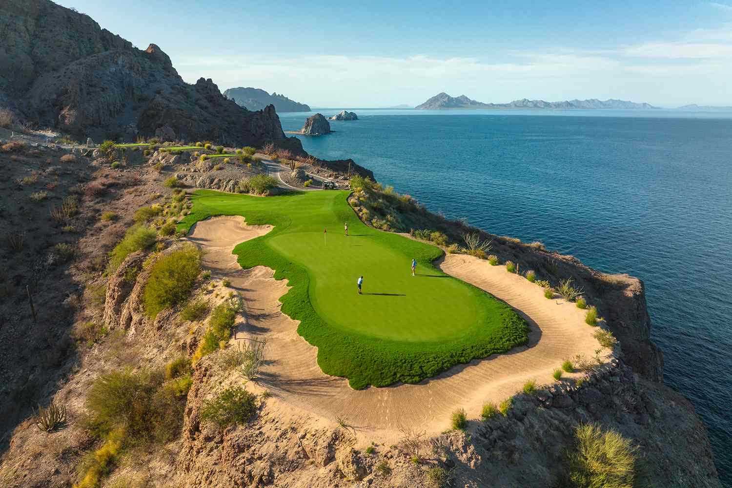 Best golf communities to retire