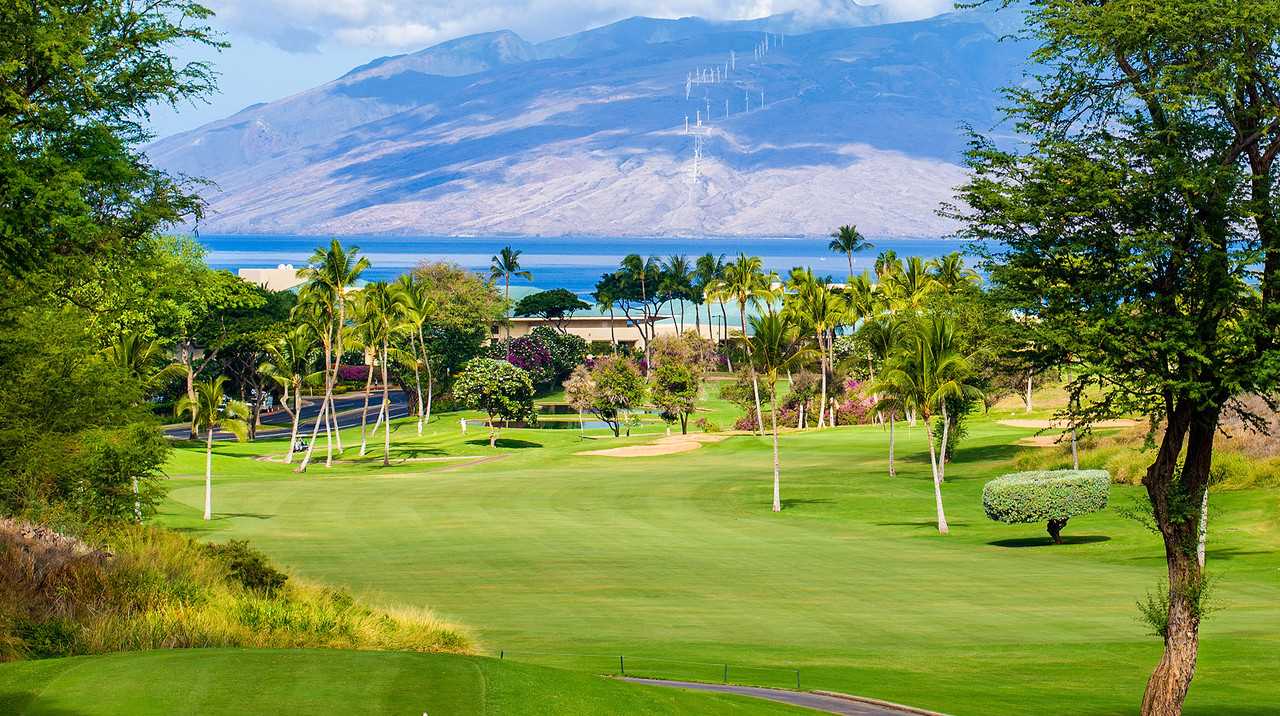 Best golf course on maui