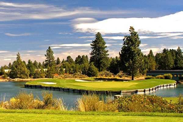 Best golf courses near bend oregon