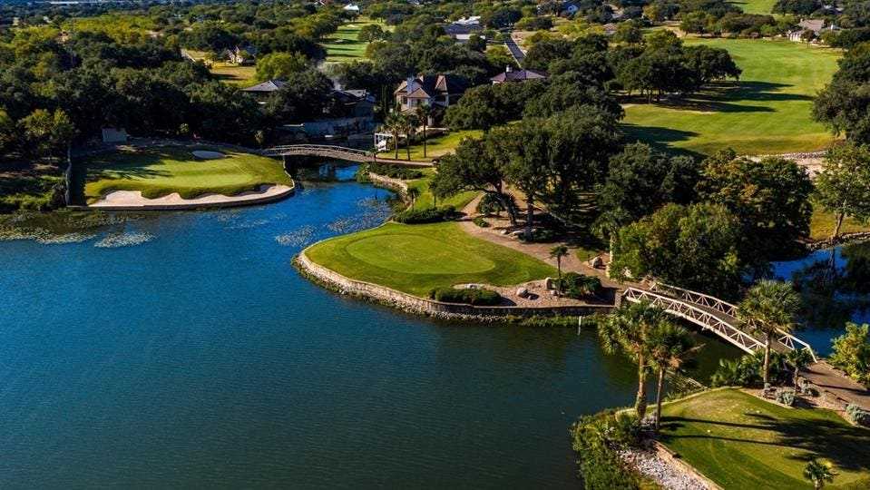 Best golf resorts in austin texas