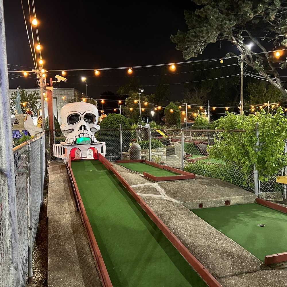 Best indoor mini golf near me