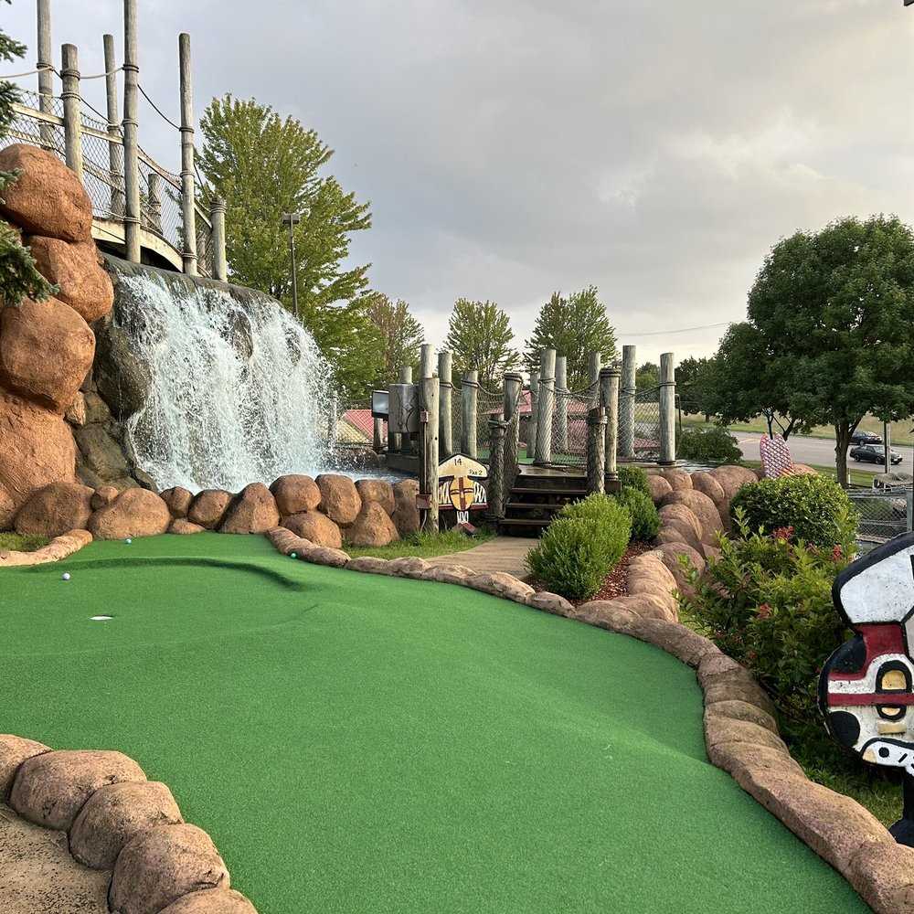 Best mini golf in illinois