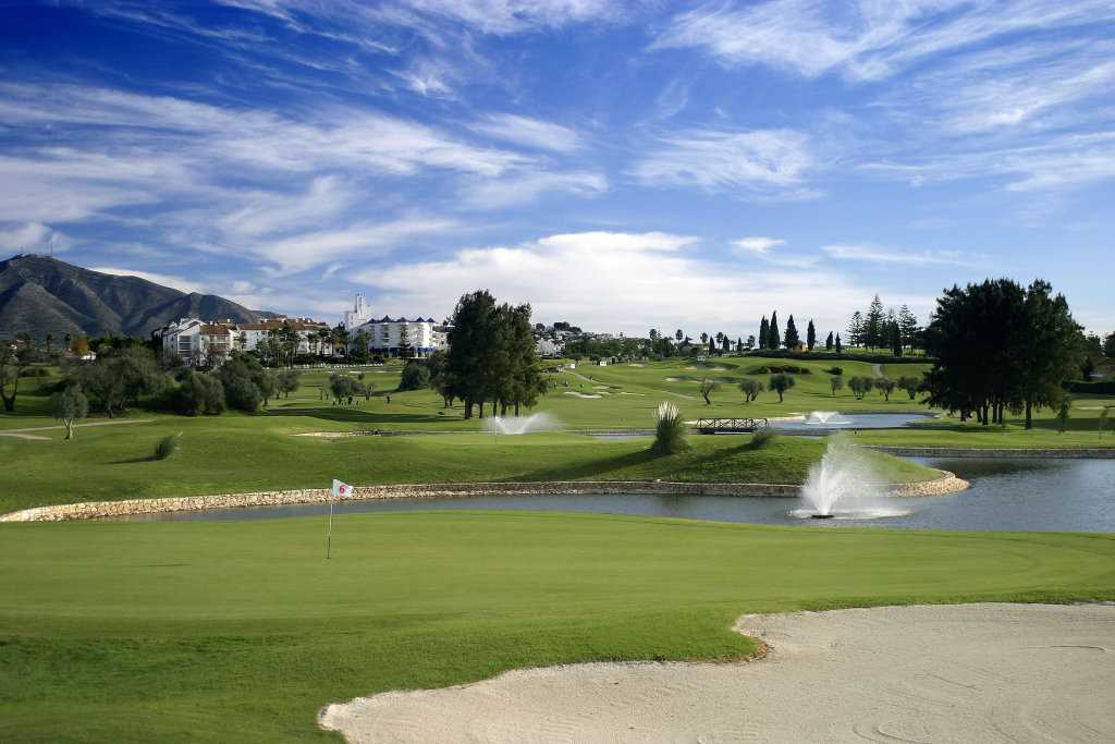 Best place for golf and nightlife