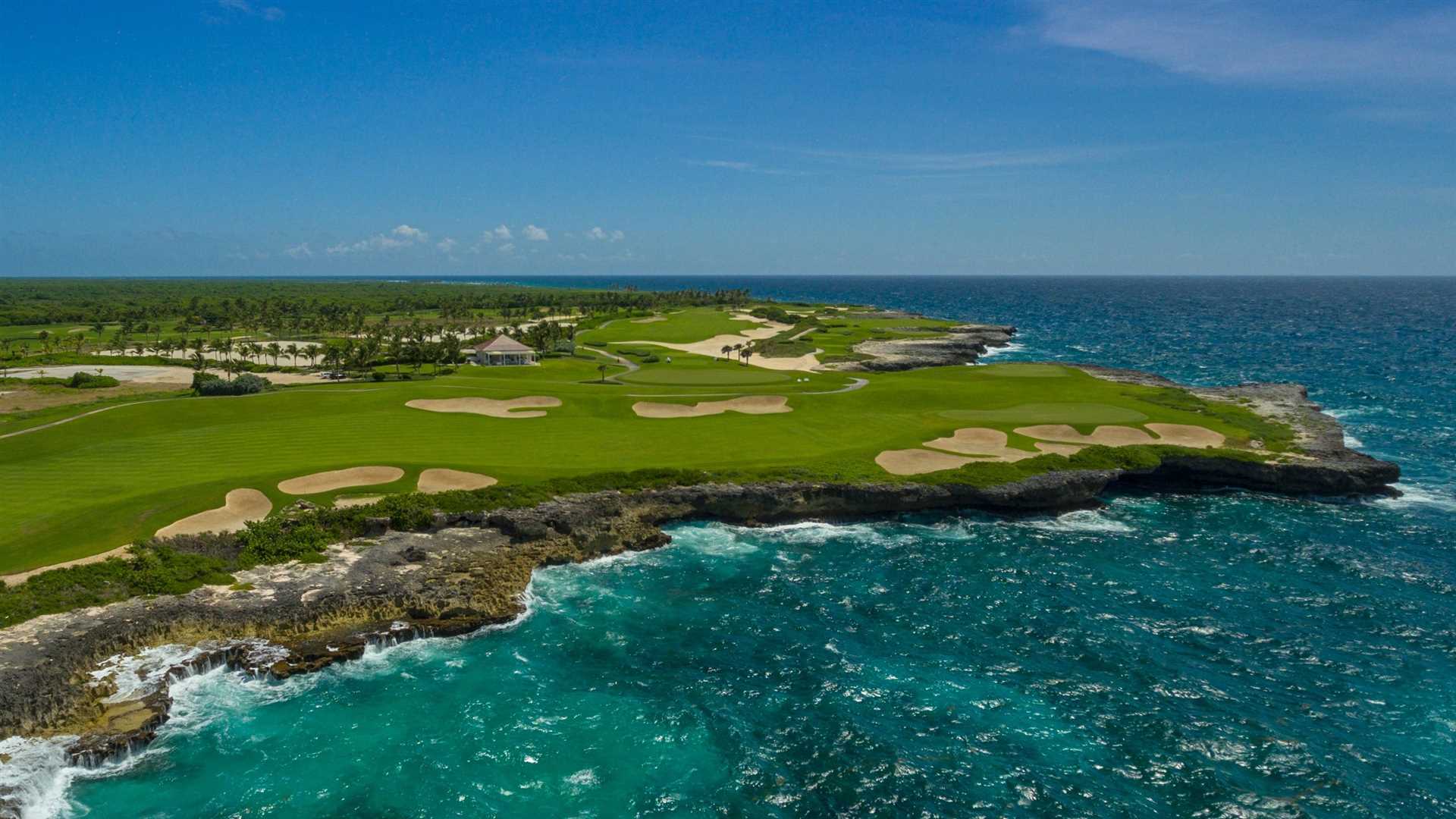 Best public golf courses in the caribbean