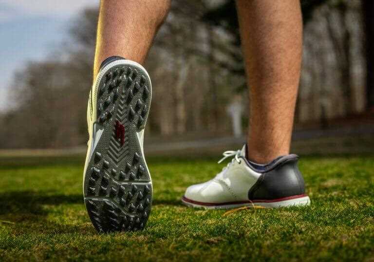 Best spikeless golf shoes for walking