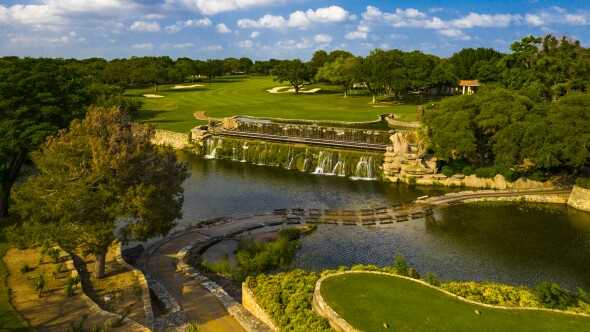 Best stay and play golf packages texas