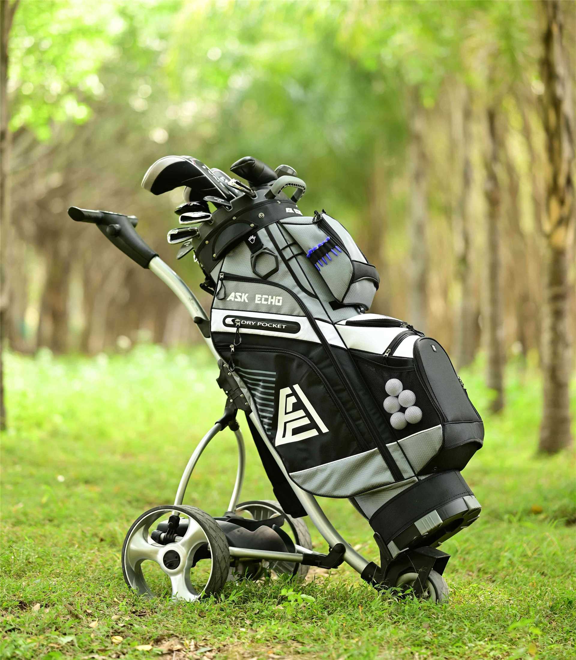 Best way to clean a golf bag