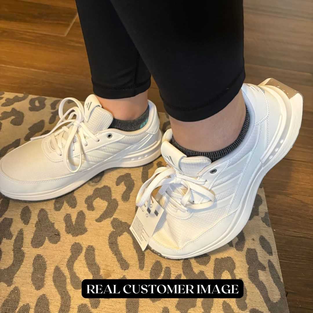 Best women's spikeless golf shoes