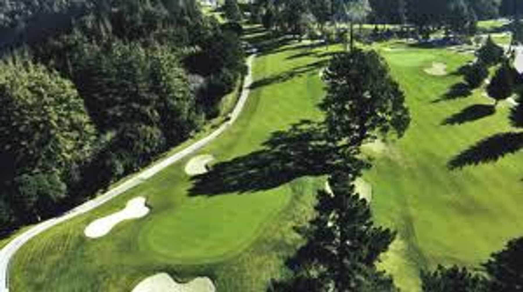 Understanding Course Layout and Challenges at De la Vega