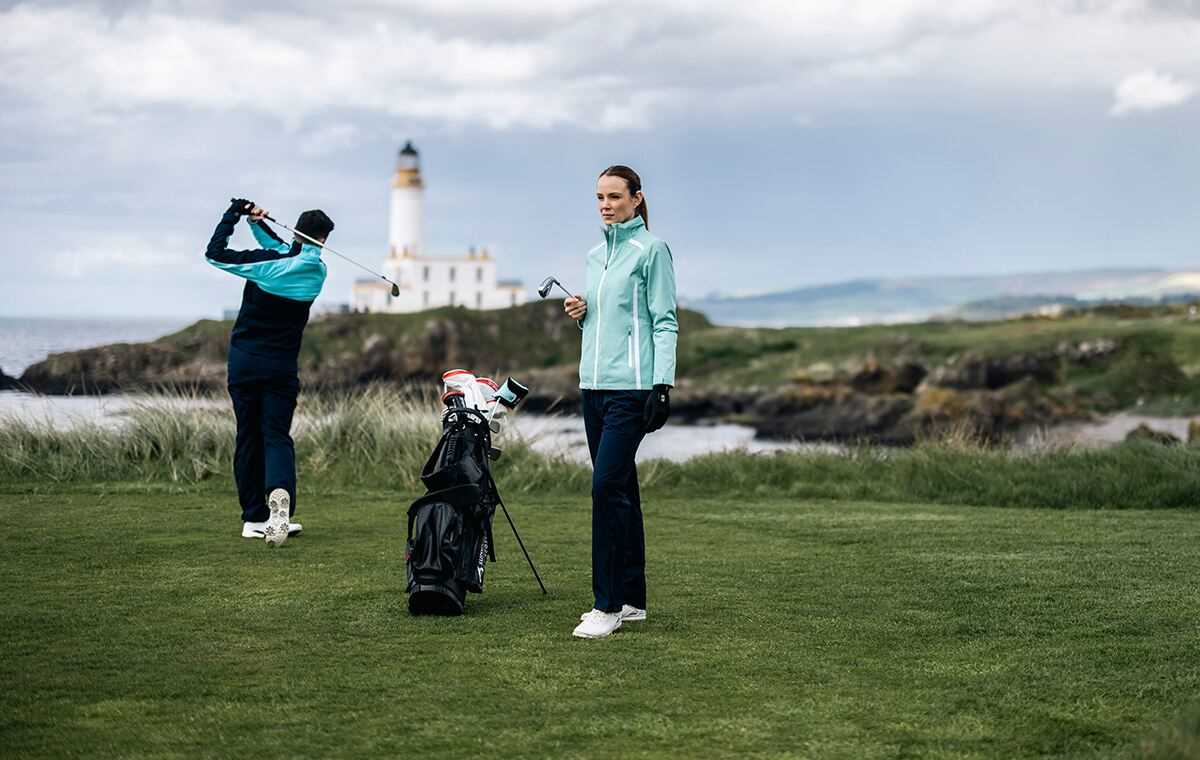 Do They Play Golf in Wet Conditions?