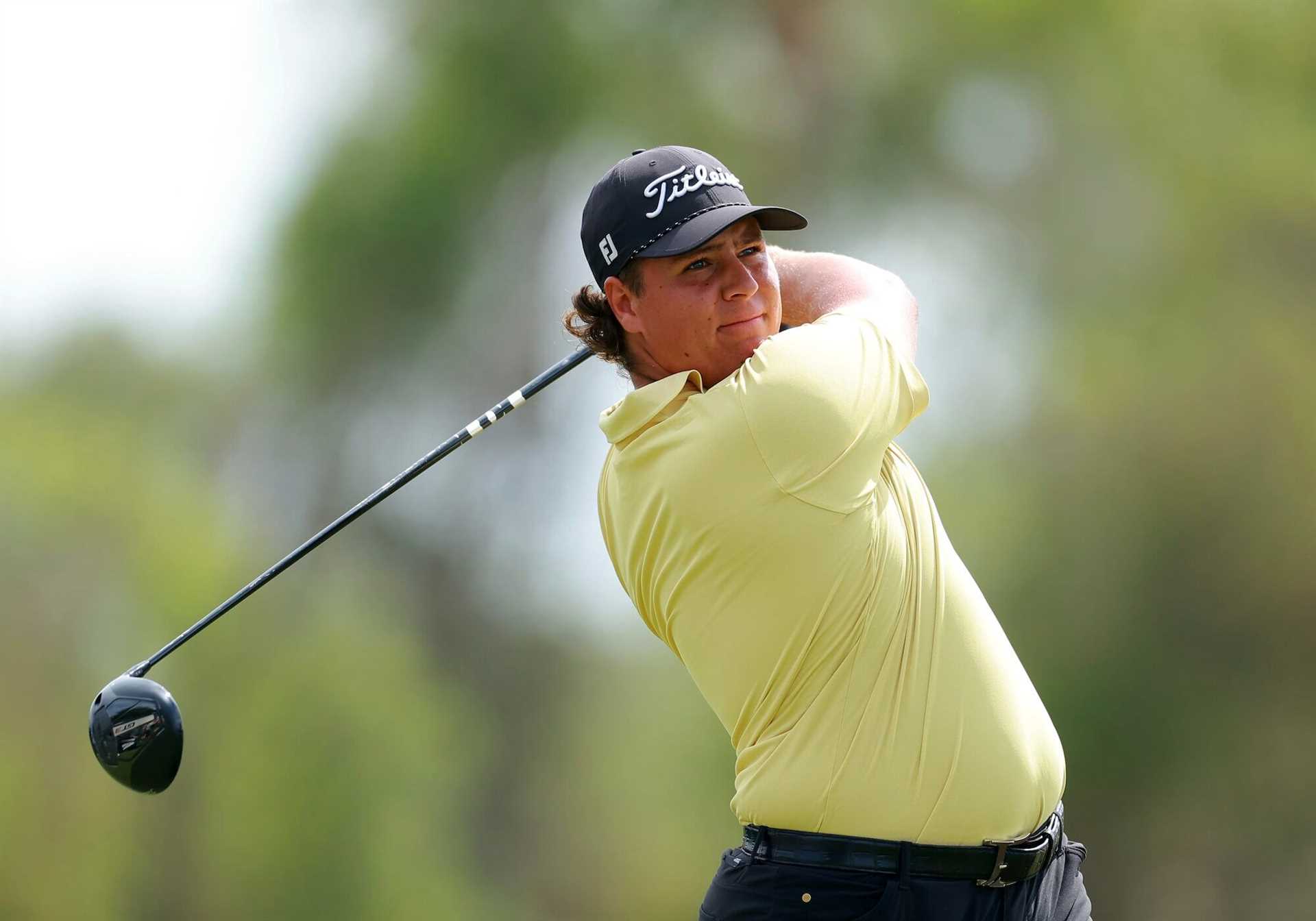 Comparison of Male and Female Driving Distances